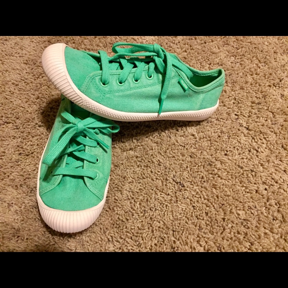 LIKE NEW! 👟 Women’s Palladium sneakers!